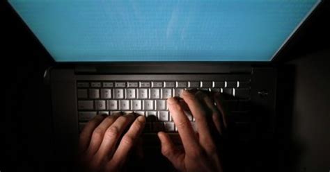 fodinhas do kid erome|Pornografia infantil escondida em sites legítimos .